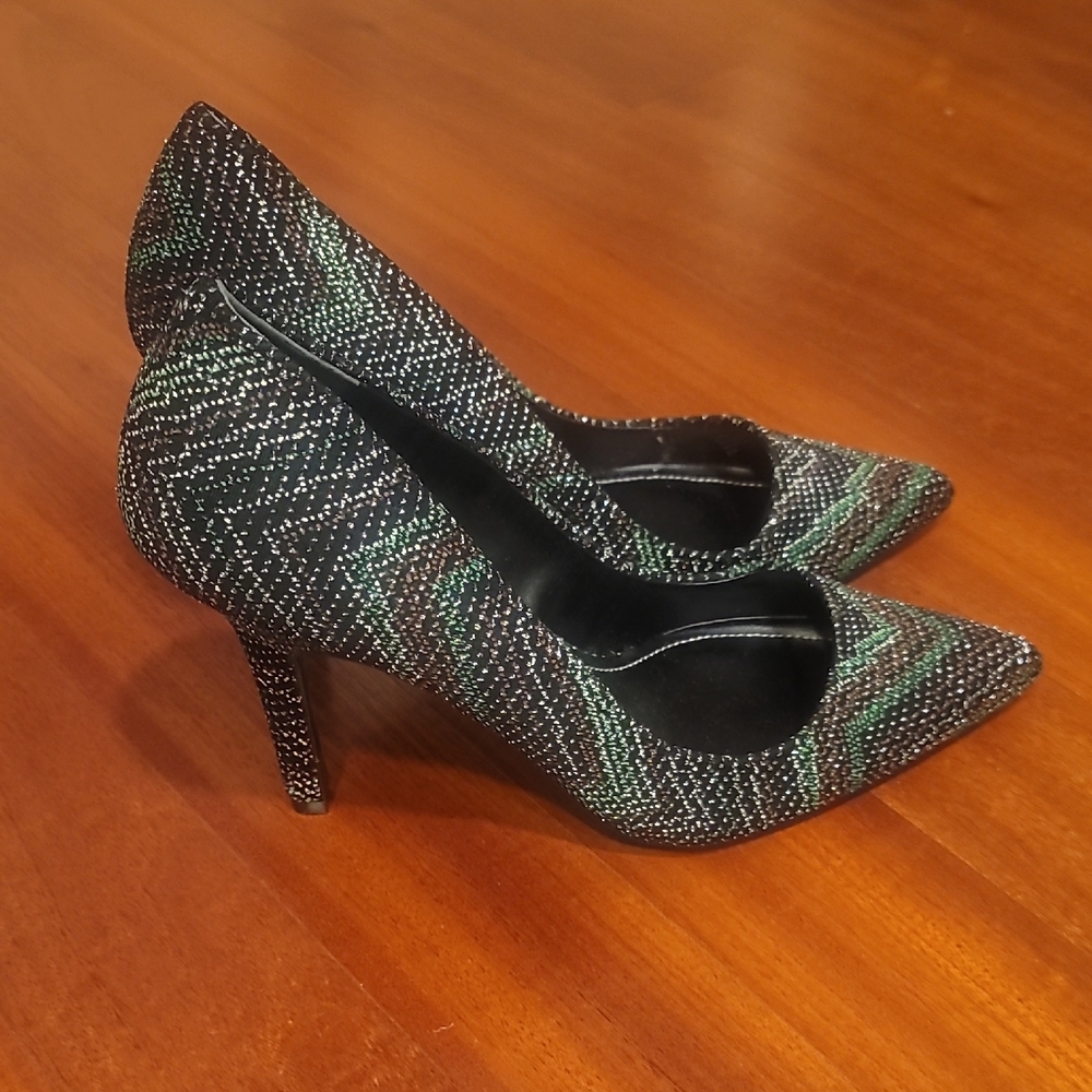 Charles by Charles David Black and Green Chevron Heels - Picture 2 of 6